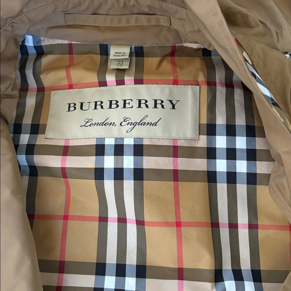 Burberry Tan Trench Coat with Classic Check Lining - Picture 2 of 2